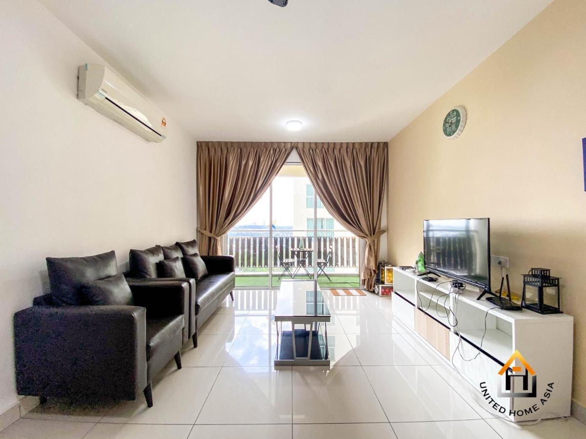 Ksl Daya Hot Spring By Jk Home Johor Bahru Esterno foto