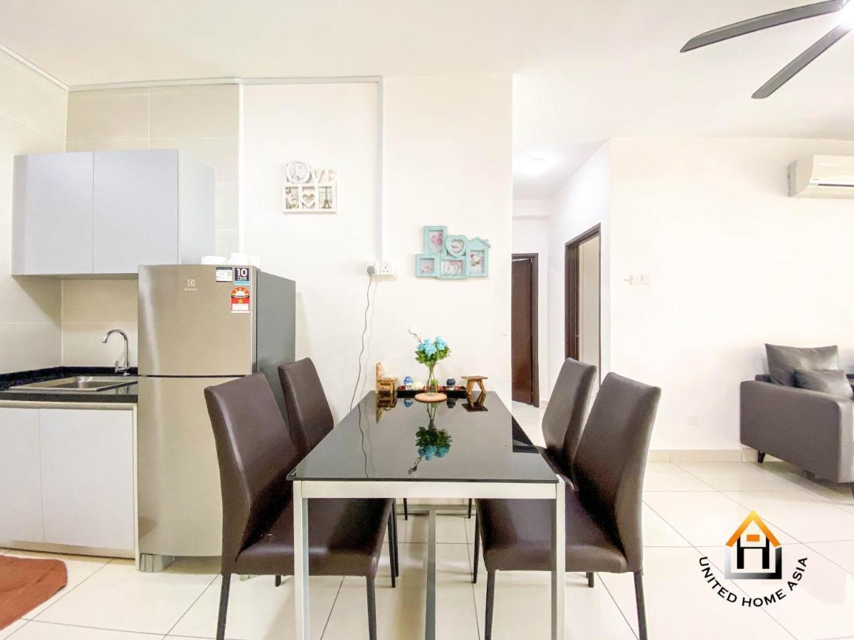 Ksl Daya Hot Spring By Jk Home Johor Bahru Esterno foto